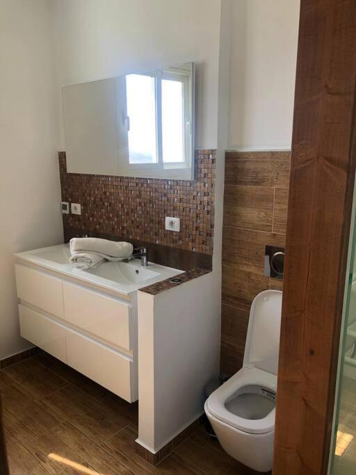 Gezellige Villa Met Prachtig Zicht En Zwembad Арона Экстерьер фото